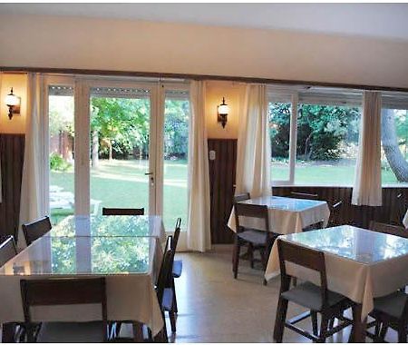 Hosteria Bavaria Villa Gesell Esterno foto